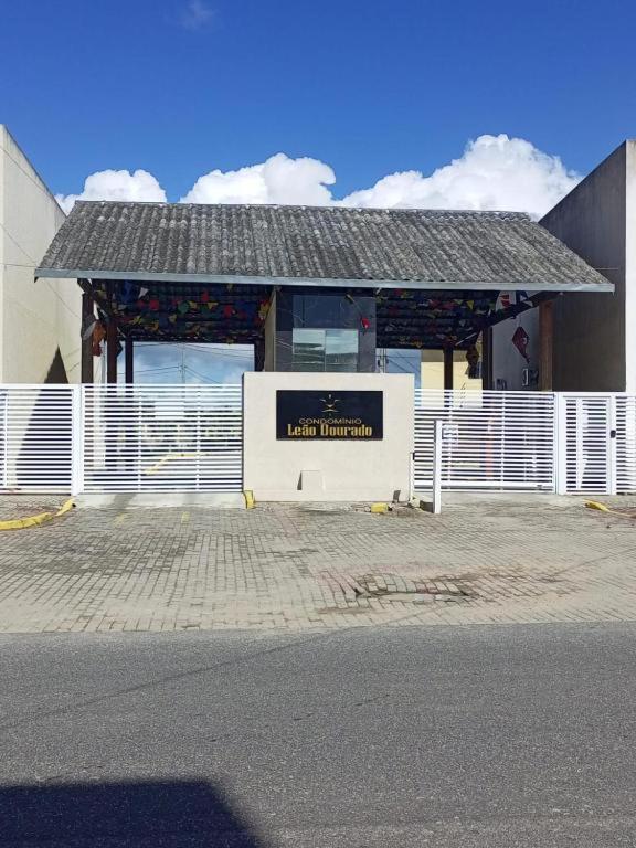 Apartment Cond Leao Dourado *